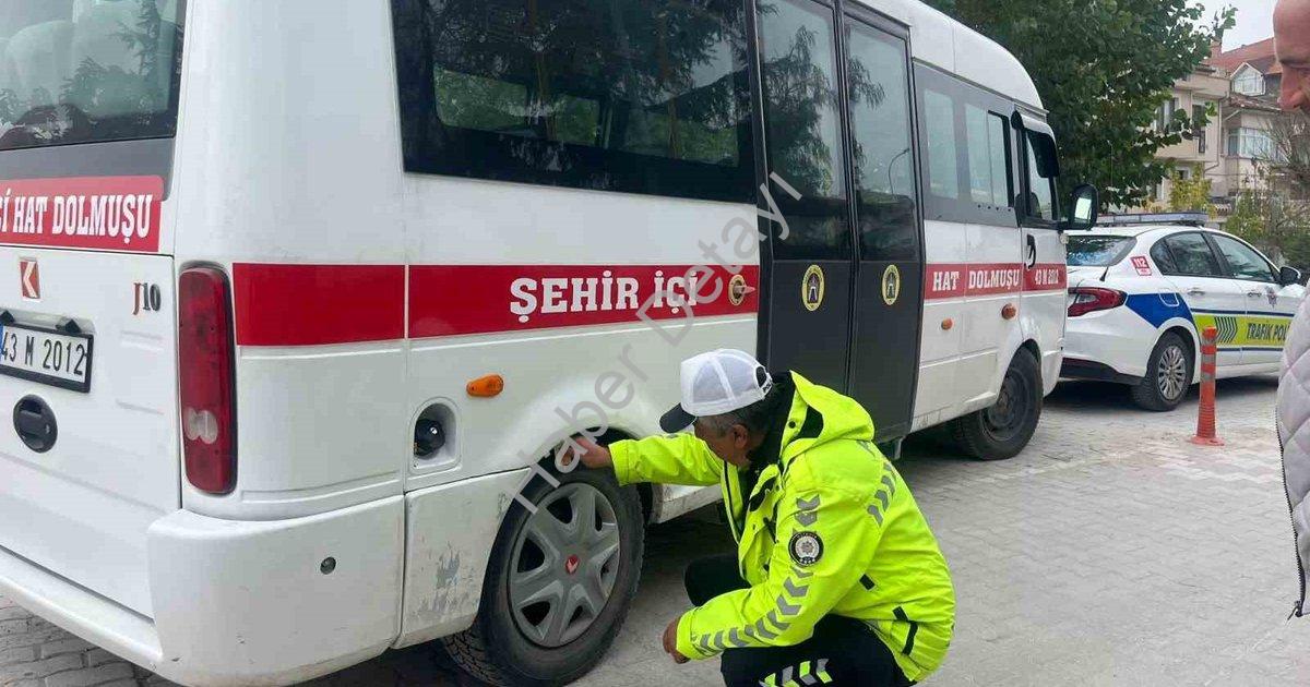 "Tavşanlı'da Trafik Ekiplerinden Kış Mesaisi: Lastik Denetimleri Başladı" başlıklı haber için fotore