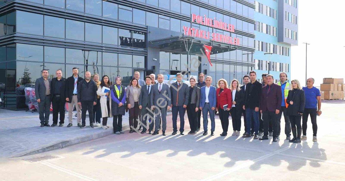 "Aydın Şehir Hastanesi'nde Geri Sayım: Sağlıkta Yeni Dönem Başlıyor" başlıklı haber için fotorealist