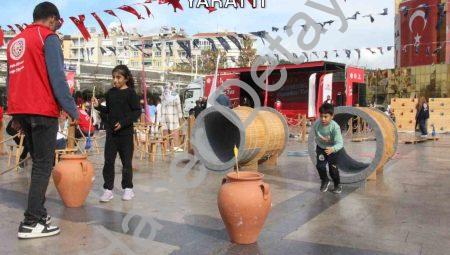 Geleneksel Oyun Tırı Aydın’da Coşku Yarattı