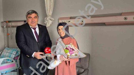 Öğretmenler Günü’nü hastanede geçiren Emine öğretmene anlamlı ziyaret