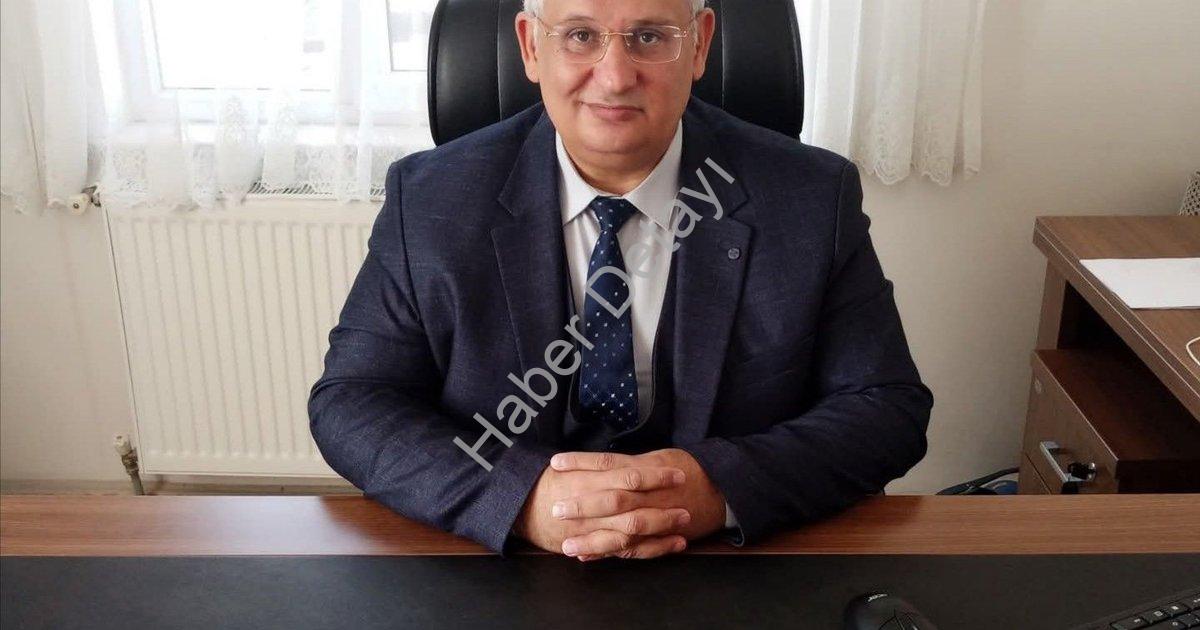 "Şuhut İlçe Müftülüğü'nde Yeni Dönem: Ahmet Köylü Göreve Başladı" başlıklı haber için fotorealistik,