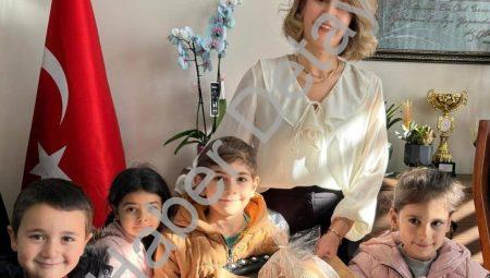 Altıntaşlı Miniklerden Müdür Sinan’a El Emeği Sürpriz