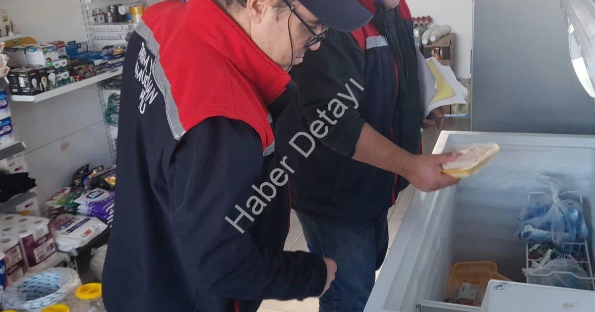 "Koçarlı’da Gıda Denetim Seferberliği: Riskli Ürünler Tek Tek İncelendi" başlıklı haber için fotorea