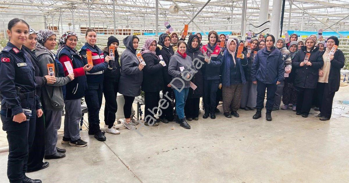 "Simav'da Sera Çalışanlarına KADES Eğitimi: 54 Kadın Bilgilendirildi" başlıklı haber için fotorealis